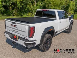 Chevrolet Silverado 2500 Bed Cover - Retractable - Powered - 6'9" Bed Chevrolet Silverado 2500 Bed Cover - Retractable - Powered - 6'9" Bed